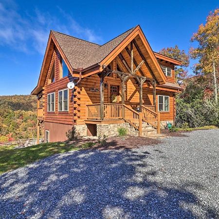 Hilltop Cabin On 5 Acres With Hot Tub And Waterfall! Bryson City Luaran gambar