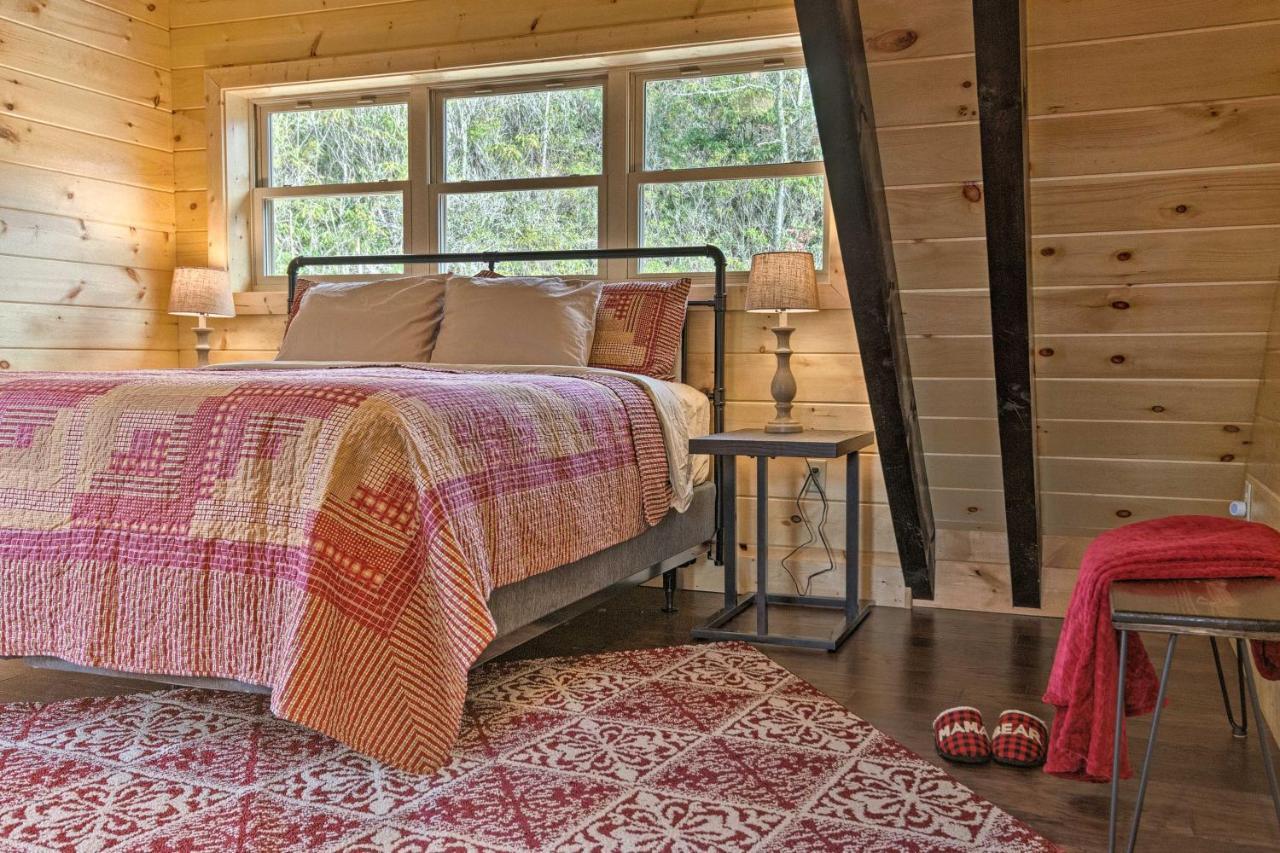 Hilltop Cabin On 5 Acres With Hot Tub And Waterfall! Bryson City Luaran gambar